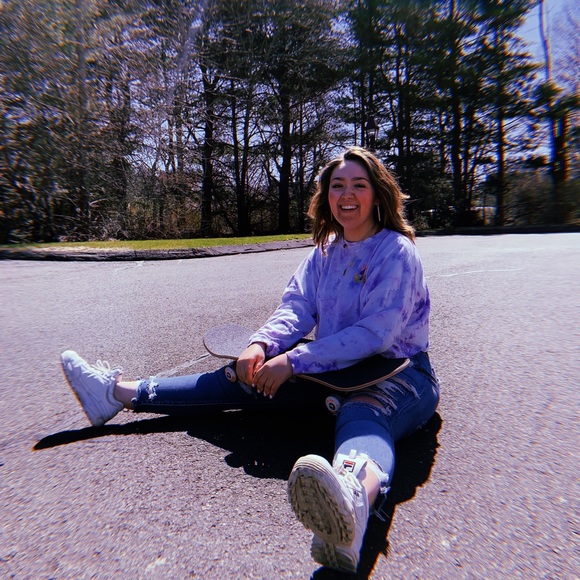 Meet your Posher, Cj - Picture 3 of 3